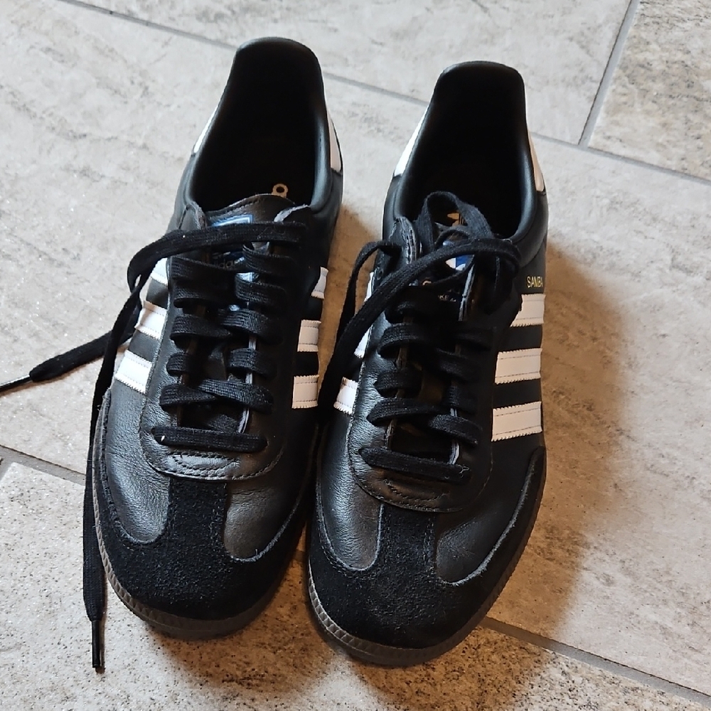 Adidas Men's Black Samba Shoes